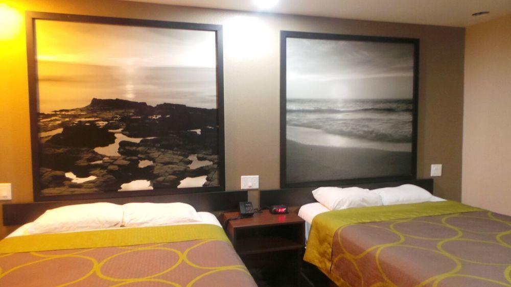 Super 8 By Wyndham San Diego/Imperial Beach Exterior photo